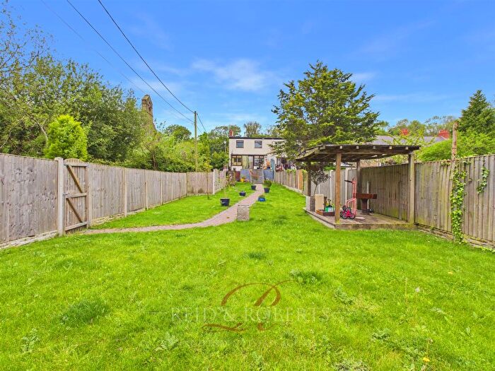3 Bedroom End Of Terrace House For Sale In Main Road, Ffynnongroyw, Holywell, CH8