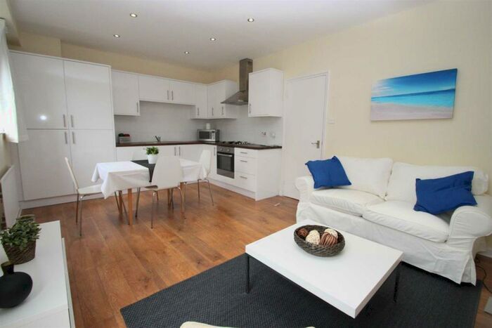 1 Bedroom Flat To Rent In Wapping, London, E1W