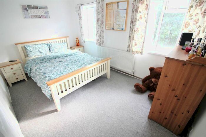 2 Bedroom Flat To Rent In Church Lane, Kingsbury, London, NW9