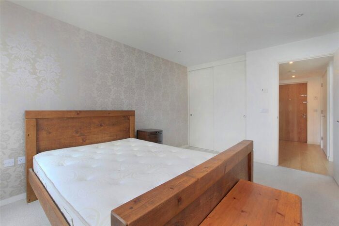 1 Bedroom Flat To Rent In Hardwicks Square, Wandsworth, SW18