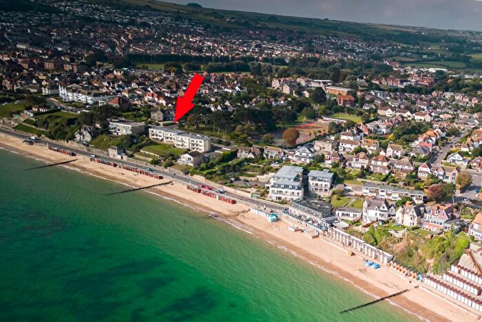 2 Bedroom Flat For Sale In De Moulham Road, Swanage, BH19