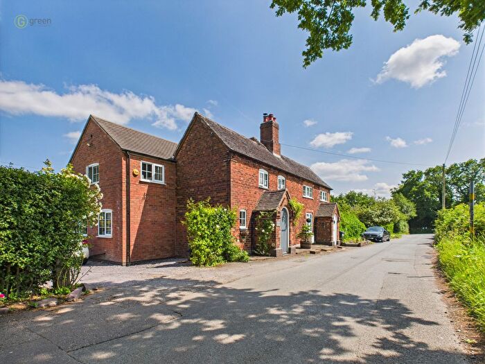 3 Bedroom Semi Detached House For Sale In Slade Lane, Sutton Four Oaks, Sutton Coldfield, B75