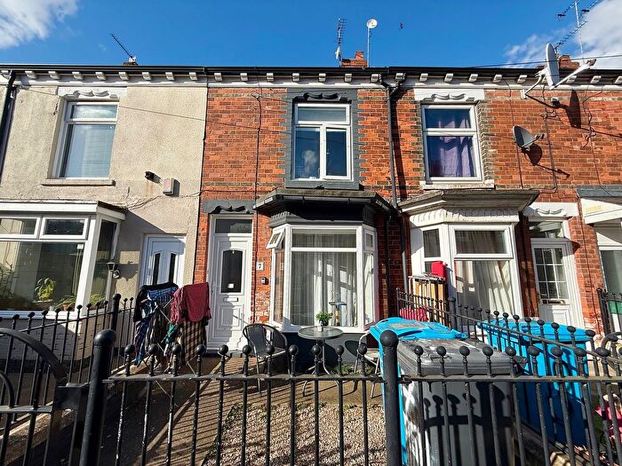 2 Bedroom Terraced House To Rent In Ash Grove, De La Pole Avenue, Hull, HU3