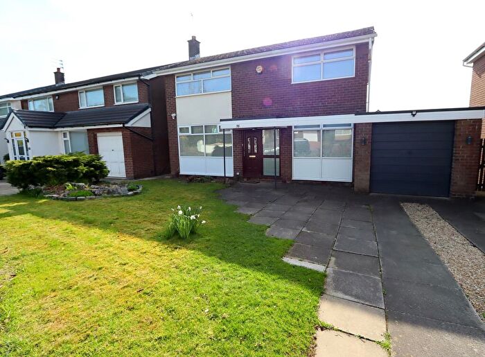 3 Bedroom Property To Rent In Ringley Drive, Whitefield, M45