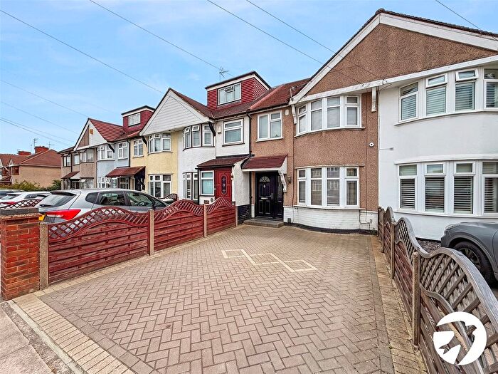 3 Bedroom Terraced House To Rent In Montrose Avenue, Welling, DA16