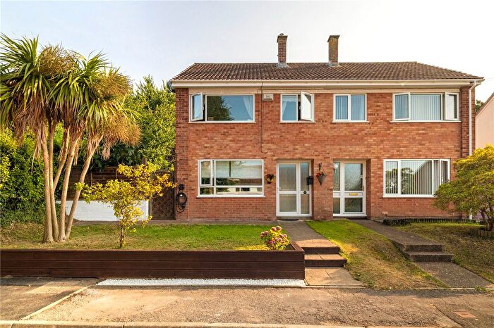 3 Bedroom Semi-detached House For Sale In Trent Close, Bideford, Devon, EX39