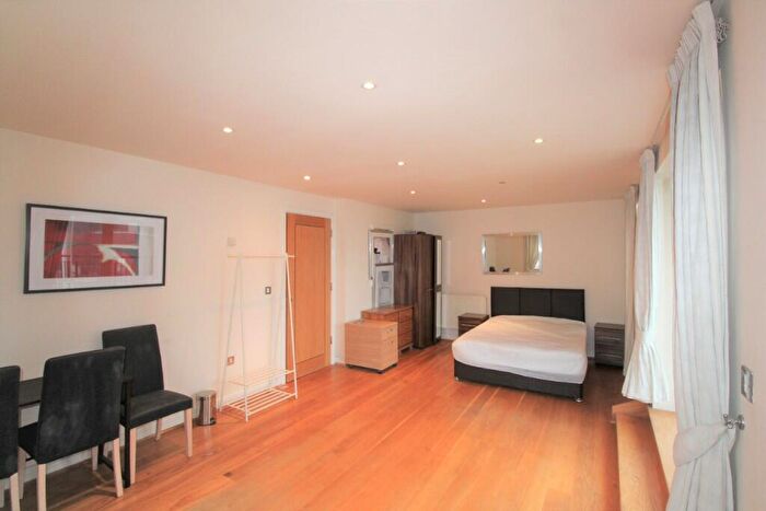 2 Bedroom Apartment To Rent In Newport Avenue, London, E14