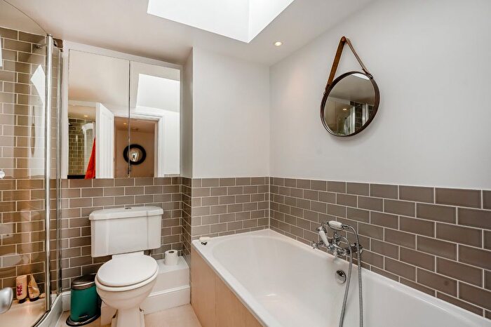 3 Bedroom Terraced House For Sale In Stour Street, Canterbury, Kent, CT1