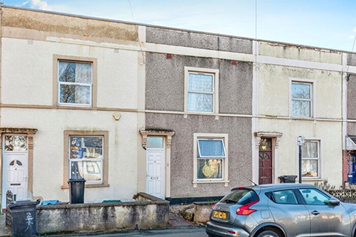 3 Bedroom Terraced House For Sale In Goodhind Street, Bristol, BS5
