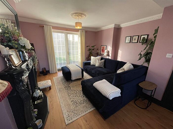 3 Bedroom Semi-Detached House For Sale In Conyers Place, South Pelaw, Chester Le Street, DH2