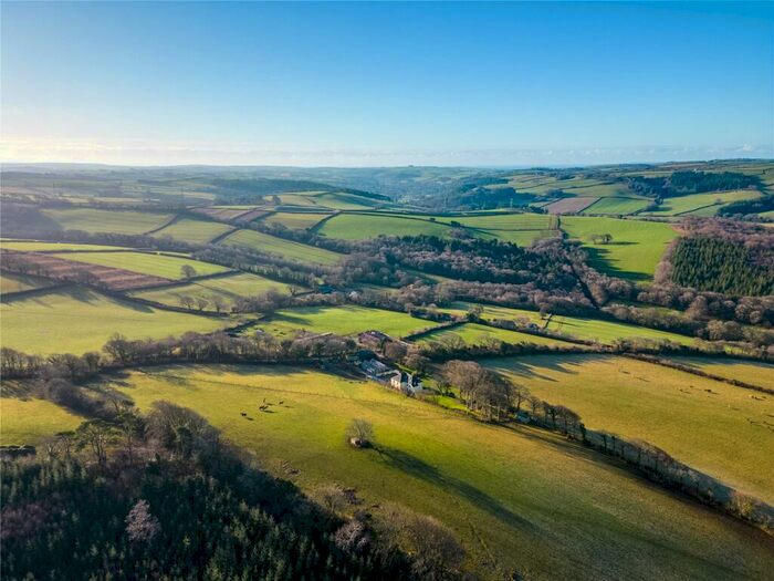 4 Bedroom Detached House For Sale In Lostwithiel, Cornwall, PL22