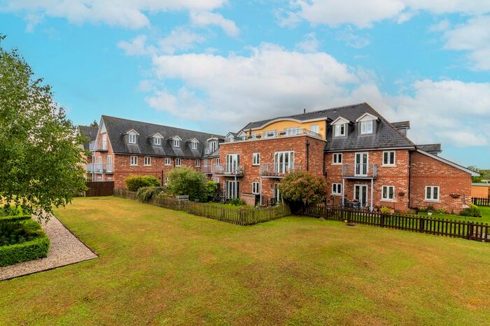 2 Bedroom Flat To Rent In Hay Street, Steeple Morden, SG8