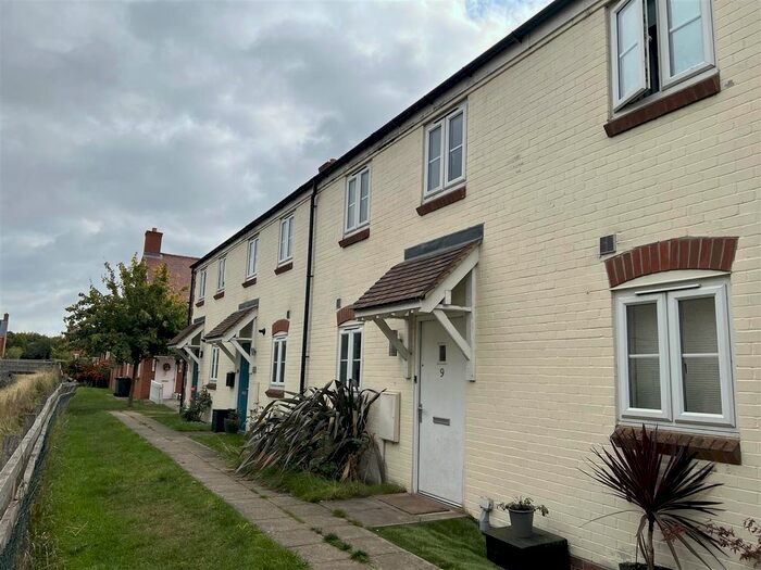 3 Bedroom Property To Rent In Copperwheat Close, Ampthill, Bedford, MK45