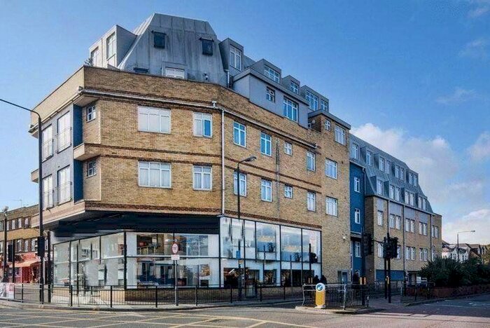 2 Bedroom Flat To Rent In Station Road, Harrow, HA1