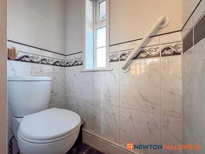 3 Bedroom Terraced House For Sale In Bakewell Close, Balderton, NG24