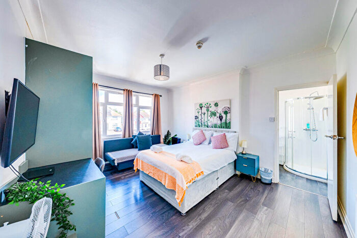 Studio To Rent In Forty Lane, Wembley, Greater London (Studio Vii), HA9
