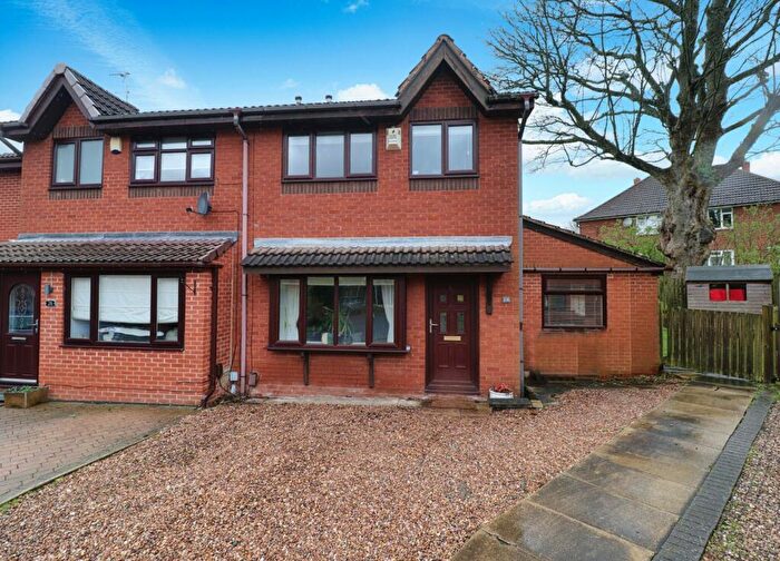 3 Bedroom Semi-Detached House To Rent In Haven View, Cookridge, Leeds, West Yorkshire, LS16