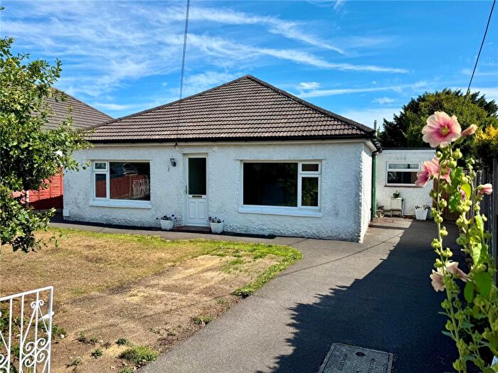 3 Bedroom Bungalow For Sale In Milton Grove, New Milton, Hampshire, BH25