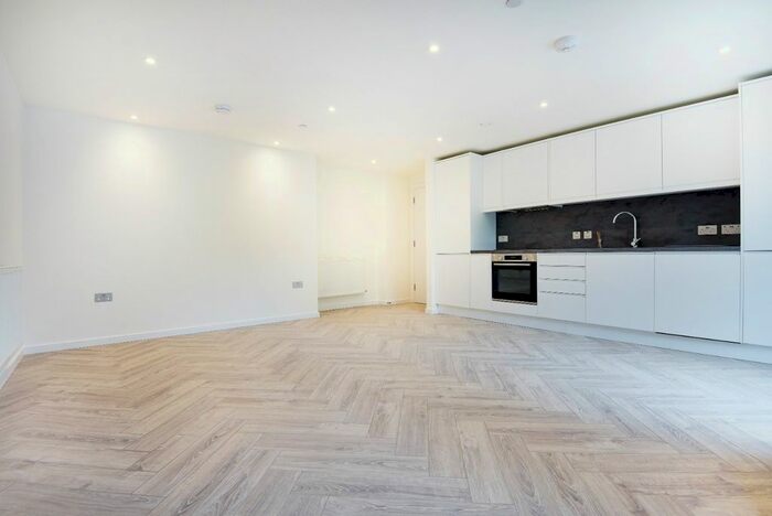 1 Bedroom Flat To Rent In Avenue Road, London, N6
