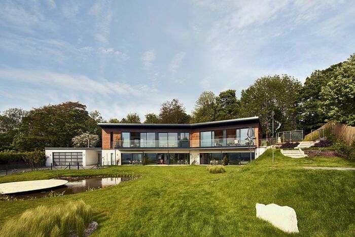 2 Bedroom Flat To Rent In Cuilfail, Lewes, BN7