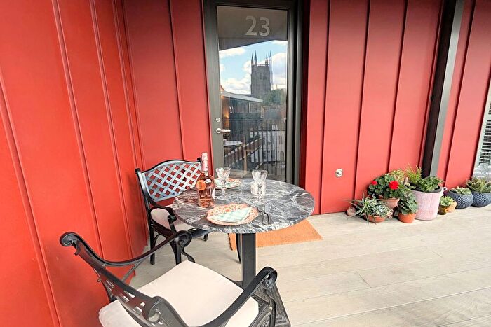 2 Bedroom Flat For Sale In Apartment, The Old Fire Station, Copenhagen Street, Worcester., WR1