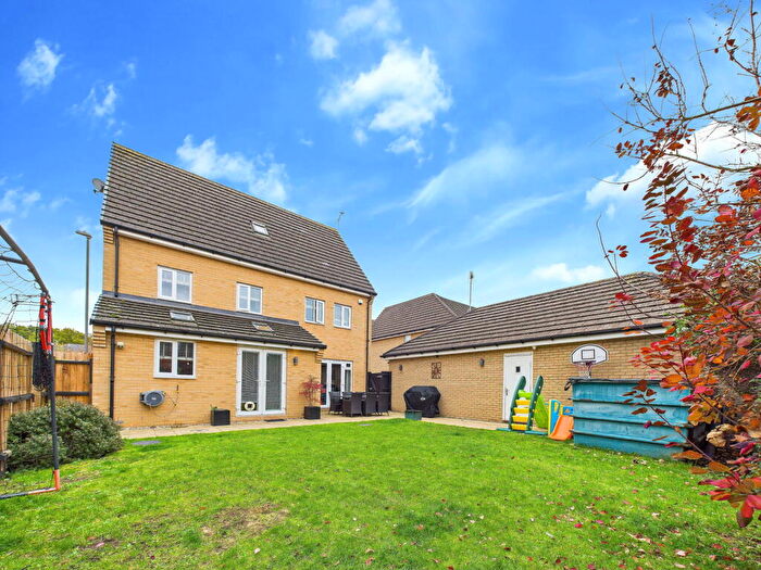 5 Bedroom Detached House For Sale In Cawbeck Road, Little Canfield, Dunmow, CM6