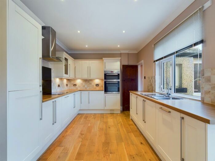 3 Bedroom Semi-Detached House To Rent In Moorland Terrace, Skipton, BD23