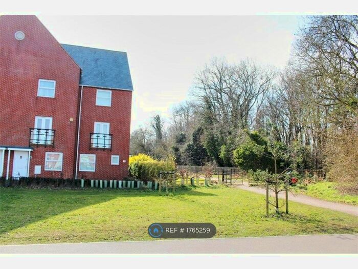 4 Bedroom Terraced House To Rent In Lancaster Gate, Upper Cambourne, Cambridge, CB23