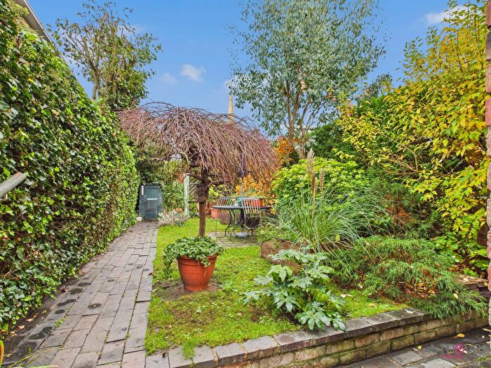 1 Bedroom Flat To Rent In The Tything, Worcester, WR1