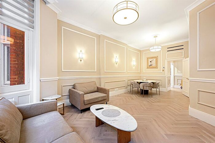 2 Bedroom Flat For Sale In Hans Road, Knightsbridge, SW3