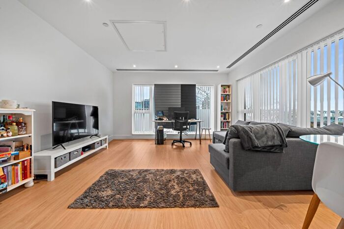 1 Bedroom Flat For Sale In Cherry Orchard Road, Amarelle Apartments, CR0