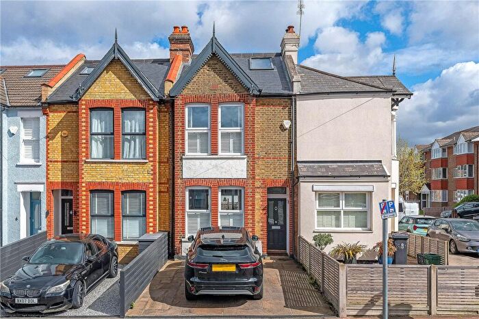 3 Bedroom Terraced House For Sale In Pelham Road, Beckenham, BR3