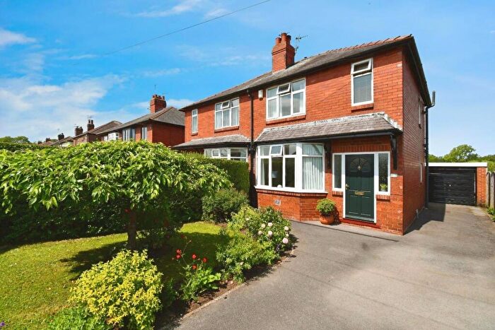 3 Bedroom Semi Detached House For Sale In Whitcliffe Lane, Ripon, HG4