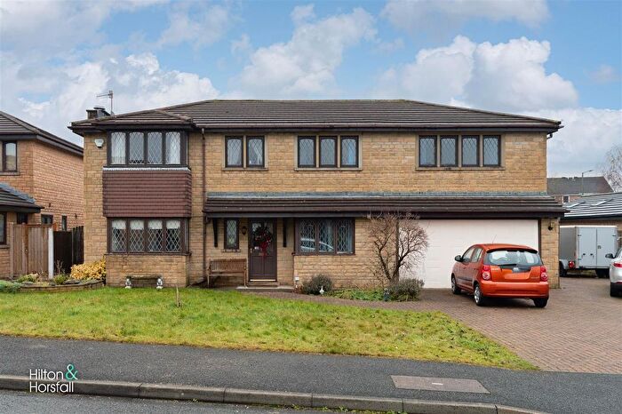 5 Bedroom Detached House For Sale In Clover Crescent, Burnley, BB12