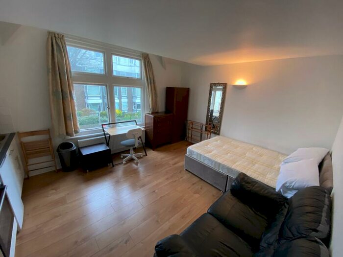 1 Bedroom Flat To Rent In Lansdowne Road, Brighton, BN3