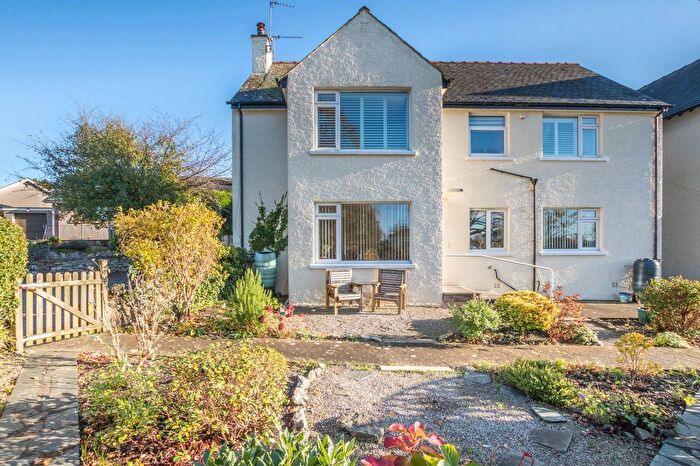 2 Bedroom Flat To Rent In Cardrona Court, Grange-Over-Sands, LA11