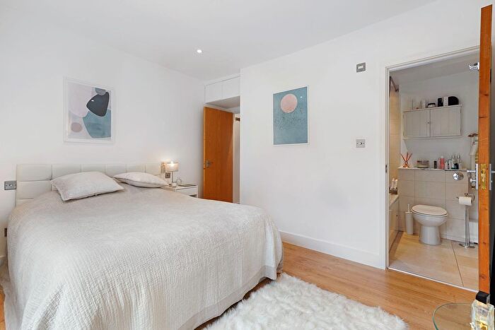 1 Bedroom Flat To Rent In Weymouth Street, Marylebone, London, W1G
