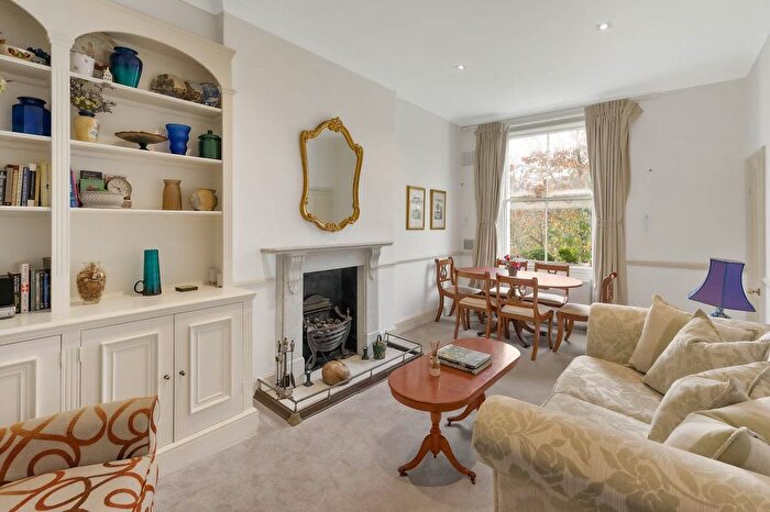 1 Bedroom Flat To Rent In Brunswick Gardens, Kensington, London, W8