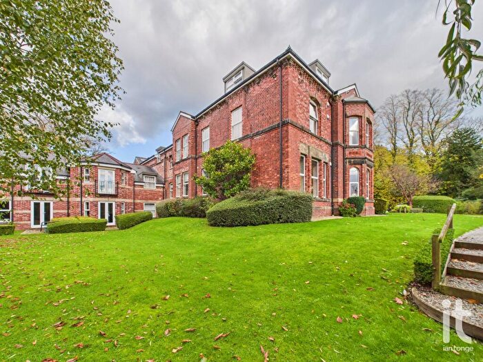 2 Bedroom Flat For Sale In Torkington Manor, Torkington Road, Hazel Grove, Stockport, SK7