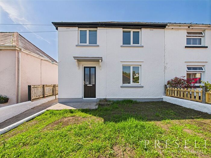 3 Bedroom Semi-Detached House To Rent In Maudlins, Tenby, SA70
