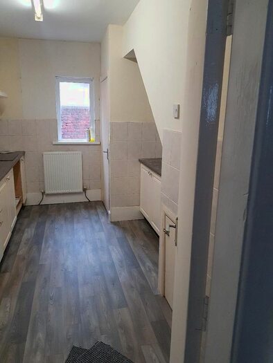 2 Bedroom Flat To Rent In Elizabeth Street, Blackpool FY1