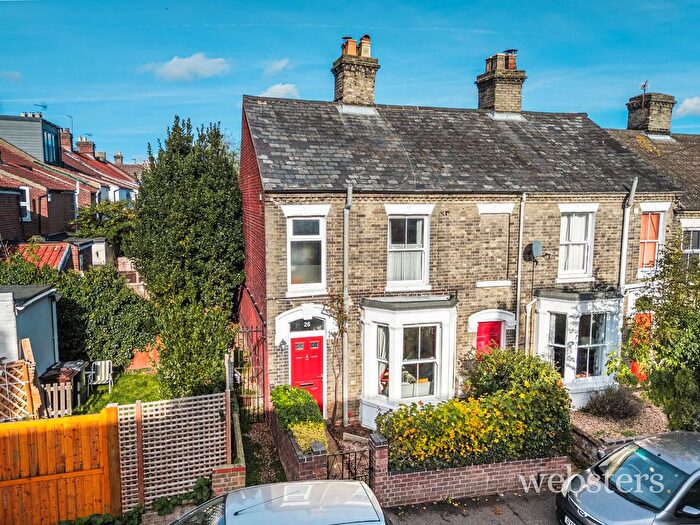 3 Bedroom Terraced House For Sale In Sandringham Road, Norwich, NR2