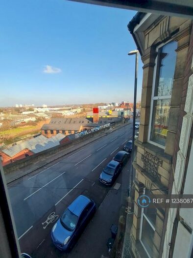 2 Bedroom Maisonette To Rent In Bath Road, Bristol, BS4