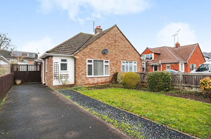 2 Bedroom Bungalow For Sale In Southcourt Drive, Leckhampton, Cheltenham, GL53
