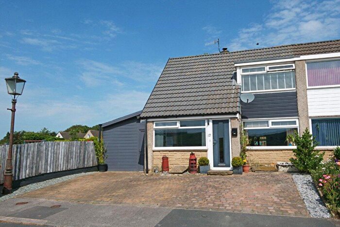 4 Bedroom Semi Detached House For Sale In Pasture Close, Skipton, BD23