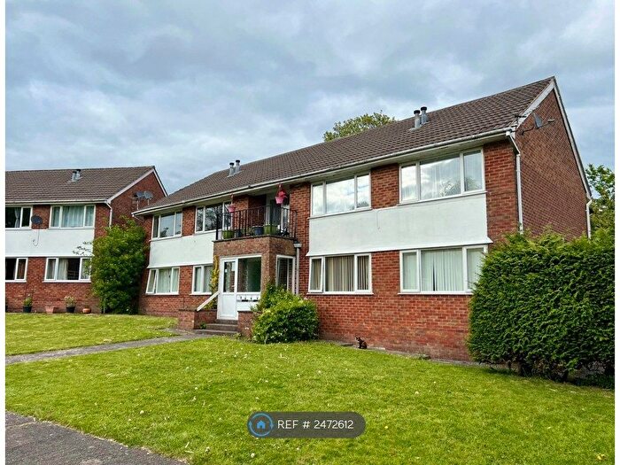 2 Bedroom Flat To Rent In Fair Hope Court, Blackburn, BB2