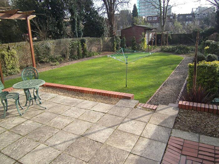 1 Bedroom Flat To Rent In Very Near Carlton Gardens Area, Ealing Broadway West Haven Green, W5