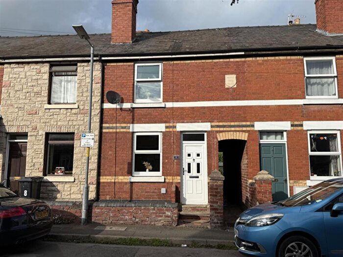 2 Bedroom House For Sale In Prior Street, Hereford, HR4