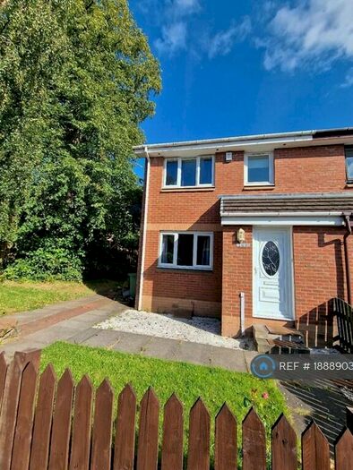3 Bedroom Semi-Detached House To Rent In Glencoates Drive, Paisely, PA3
