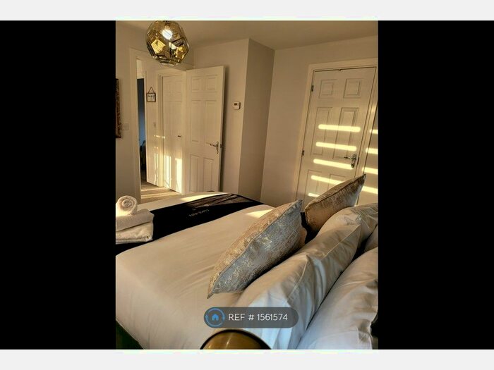 3 Bedroom Detached House To Rent In Stokesay Close, Chelmsley Wood, Birmingham, B37